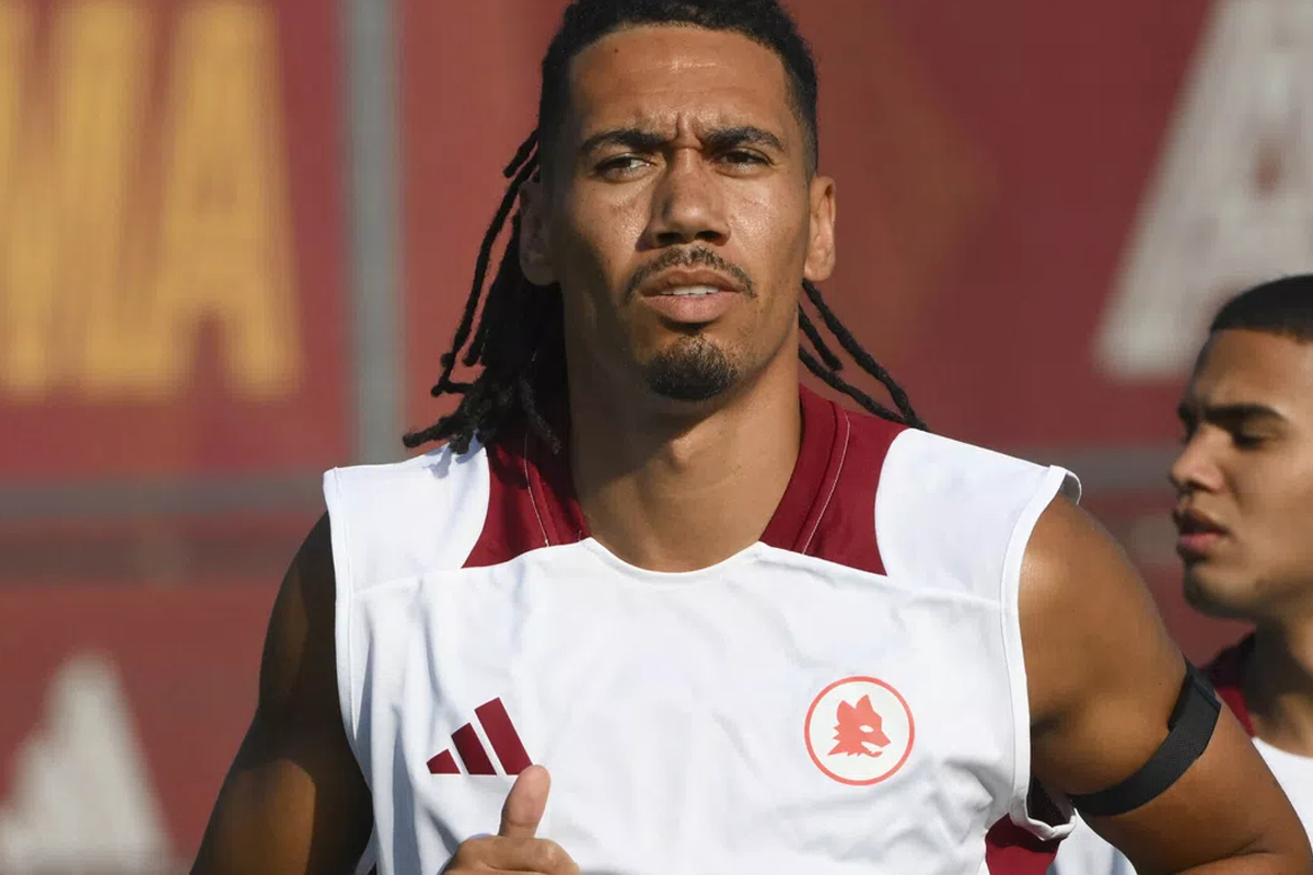 Smalling in allenamento con la Roma