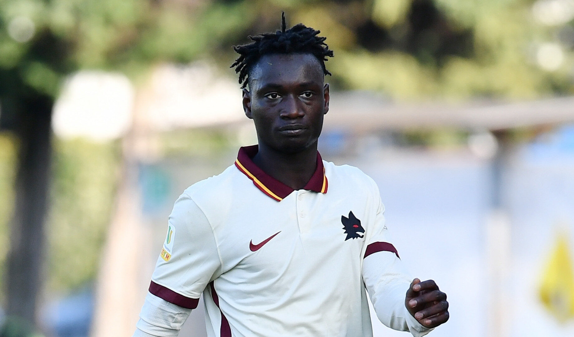 Ebrima Darboe con la maglia della Roma